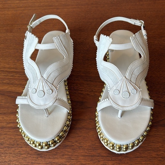 Chloé Almond Toe Studded Sole Platform Sandals in White size 7.5